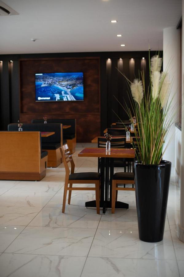 Hotel Bristol Infinity Rio Claro Exterior foto